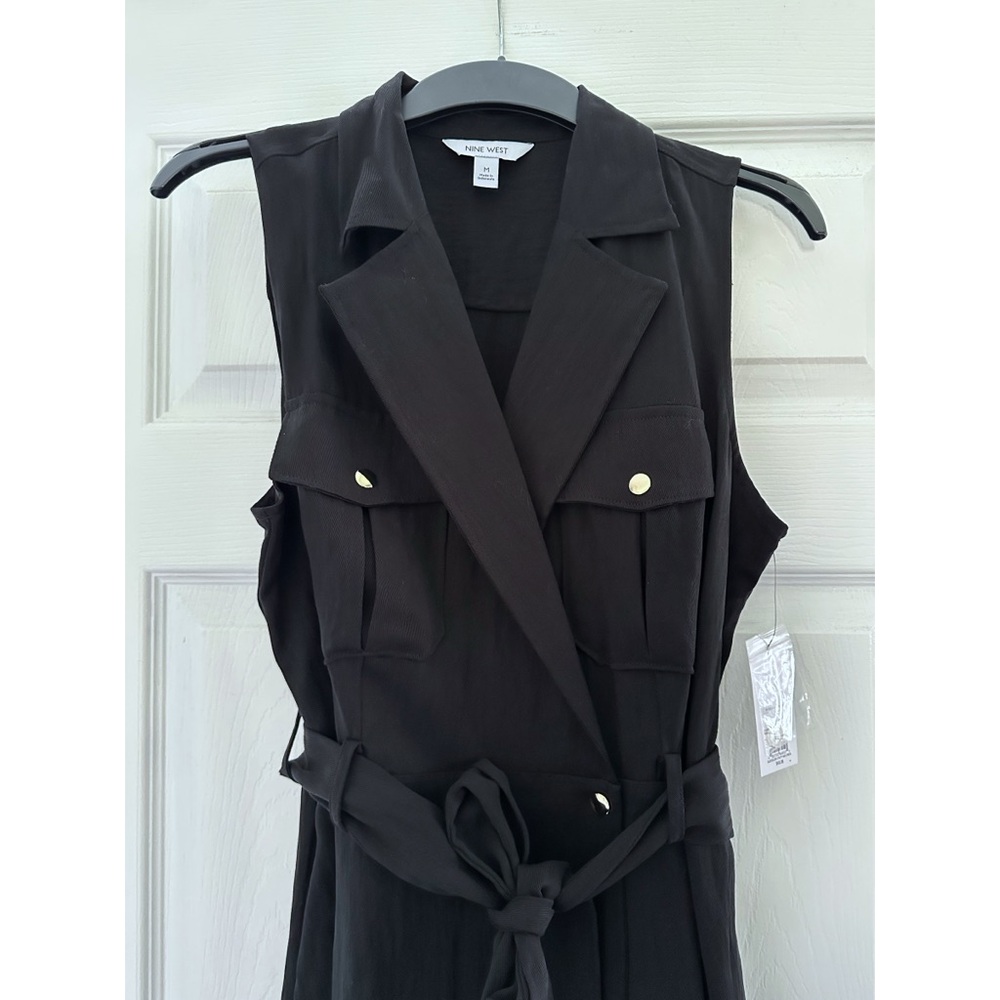 New sleeveless dress